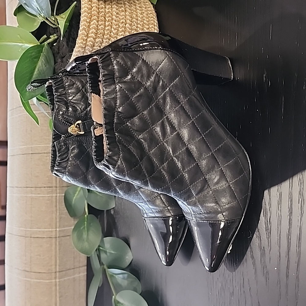 REISS Quilted Black Leather Ankle Boots 37 6.5 Booties Patent Captoe LUXURY - Picture 6 of 17